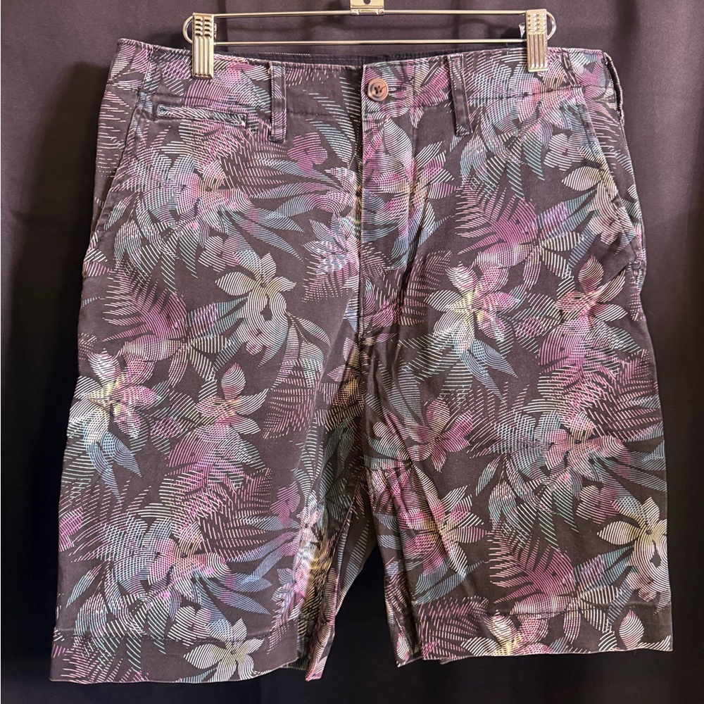 American Eagle Outfitters Floral Men's Shorts - Multicolor